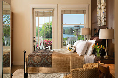 Arkansas Babymoon at Lookout Point Inn