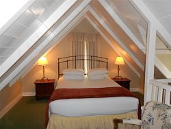 Carmel by the Sea Babymoon at Green Lantern Inn