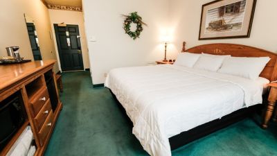 Book a babymoon break at the Van Buren Hotel, Indiana